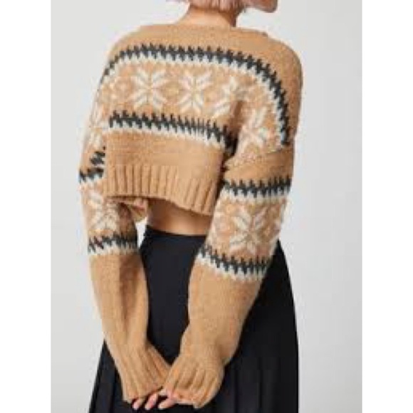 Urban Outfitters Cropped Fair Isle Sweater - Picture 15 of 15
